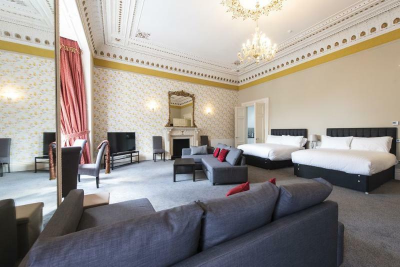 Grosvenor Apartment