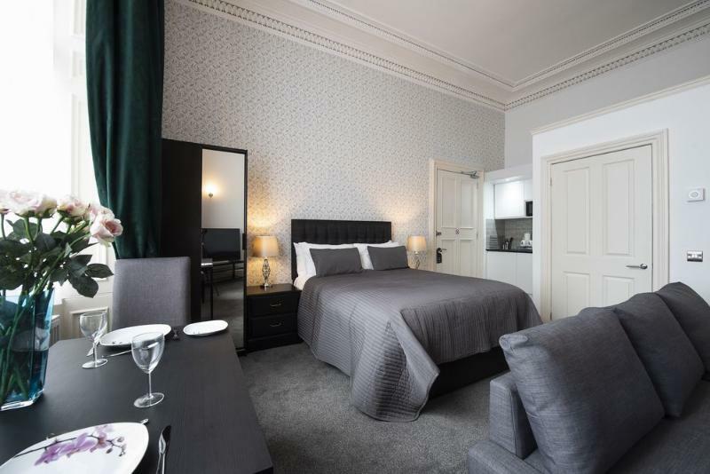 Grosvenor Apartment *